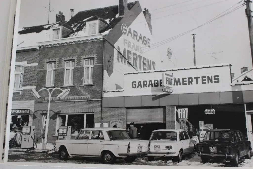Oude gevel van Garage Frans Mertens